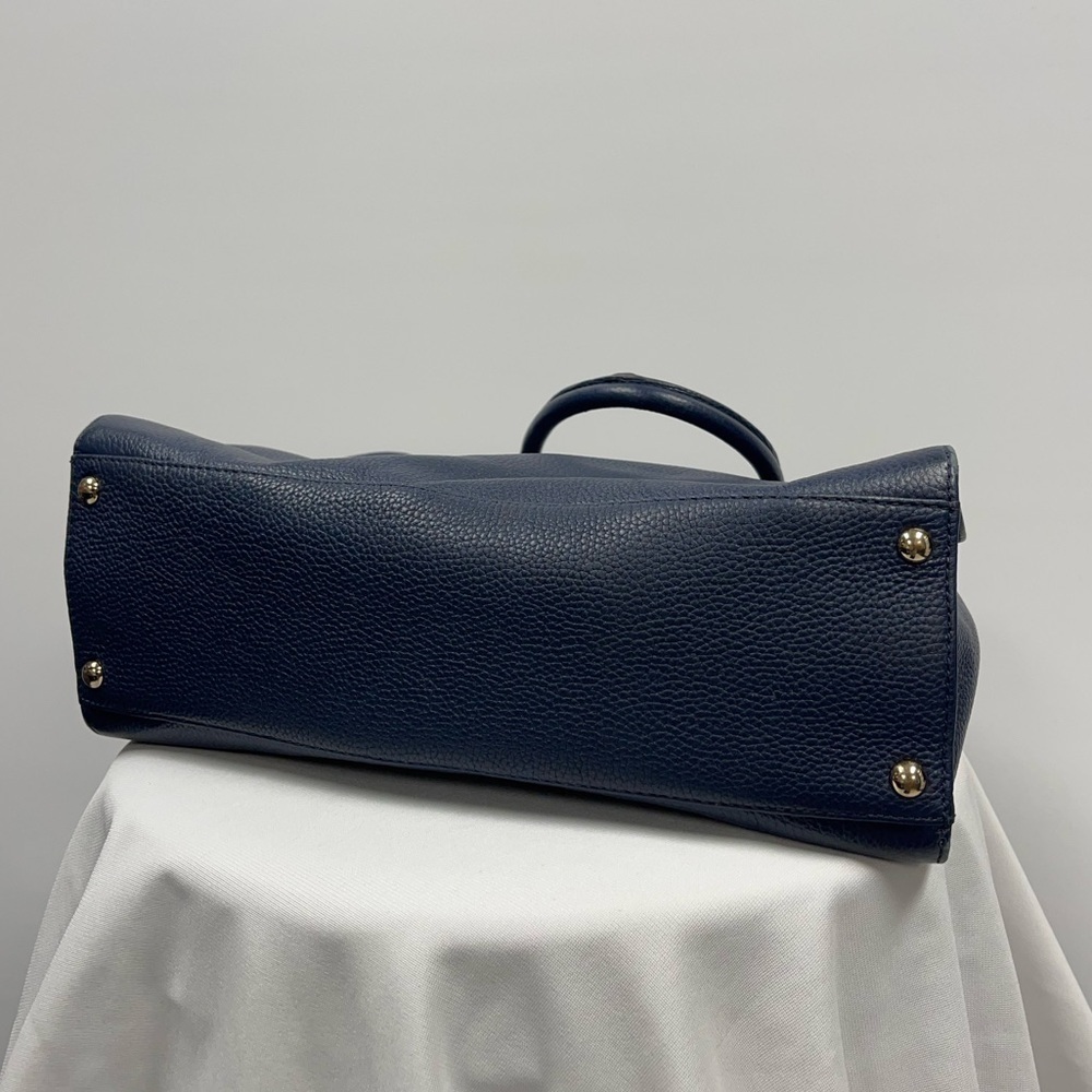 Michael Kors Hamilton Bag - Picture 6 of 9